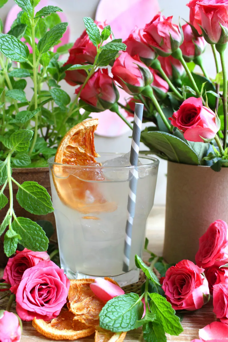 Live it up Live it up